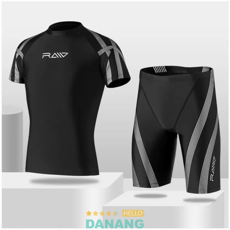 Khu vực trưng bày đồ bơi nam thể thao và dụng cụ tập luyện tại cửa hàng Cen Sports Đà Nẵng.