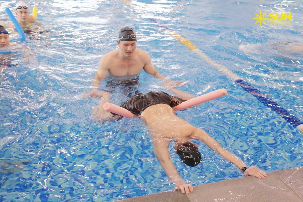 Bơi ếch giảm mỡ bụng