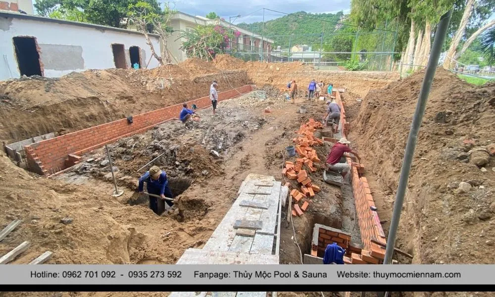 Quy trình thi công hồ bơi Merperle Núi Sam Châu Đốc với các bước chuẩn bị mặt bằng kỹ lưỡng