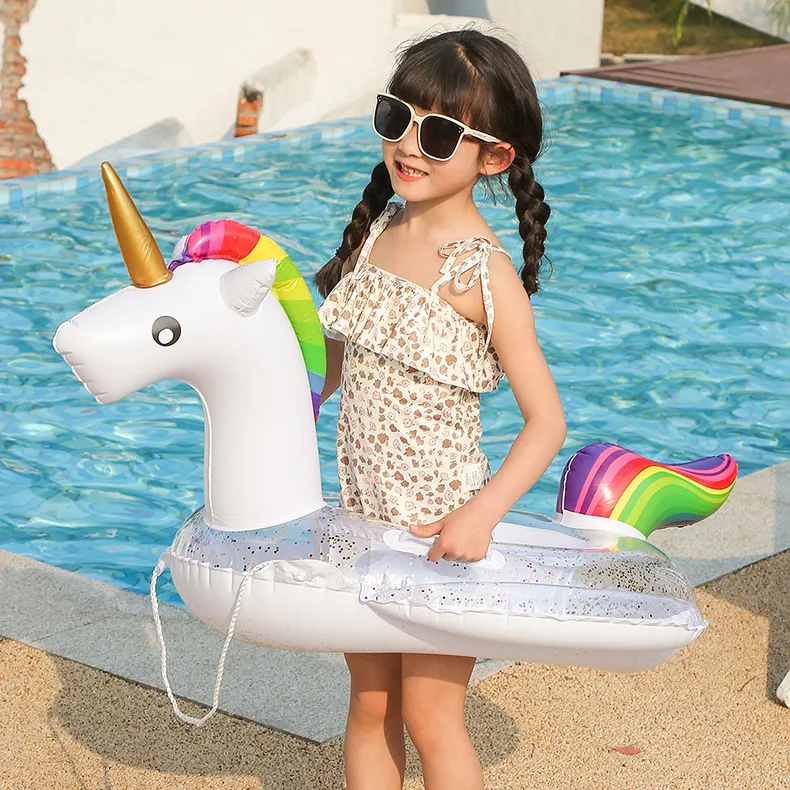 Phao bơi tay trẻ em với màu sắc tươi sáng