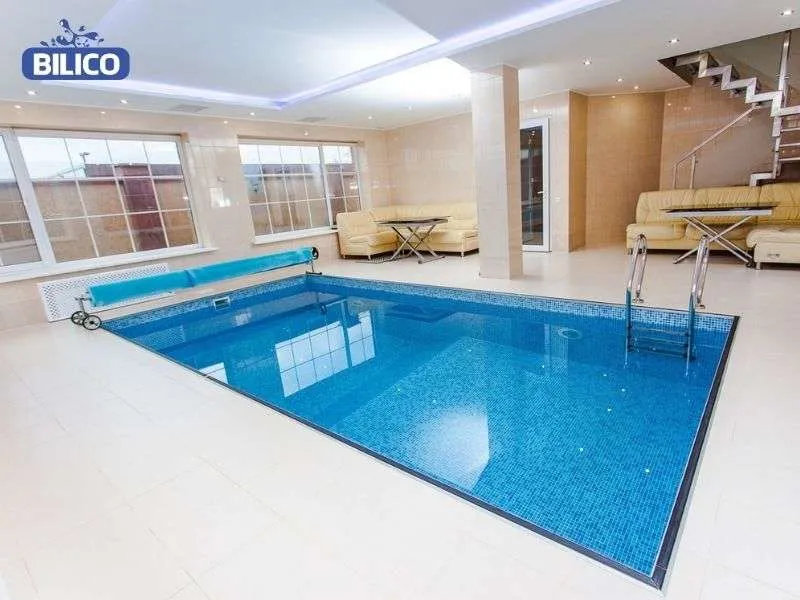 Bể bơi mini đặt tại tầng hầm giúp tối ưu diện tích