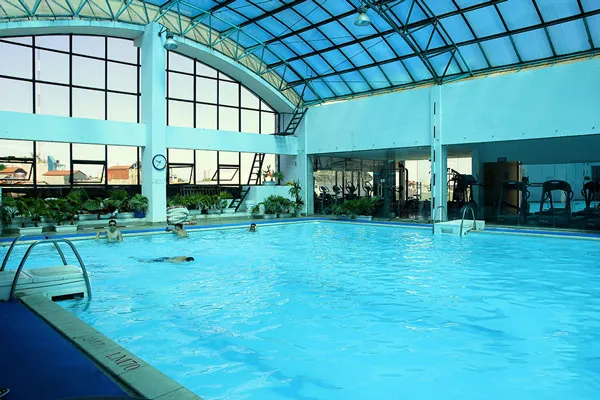 Bể bơi nước nóng Sense Aqua & Spa