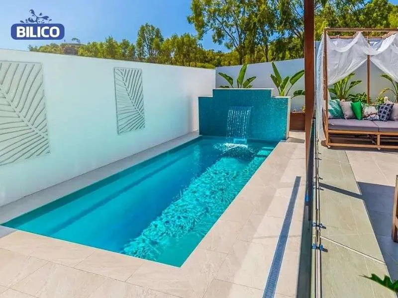 Hồ bơi mini kết hợp thác nước hiện đại giúp nâng cao tính thẩm mỹ