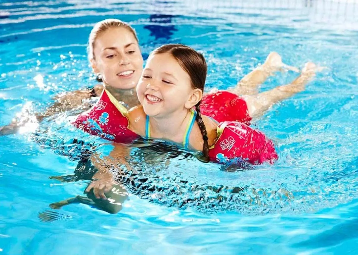 Bơi lội giúp trẻ tự tin và phát triển trí thông minh vượt trội