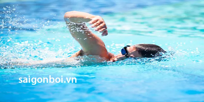 Sài Gòn Bơi - Địa chỉ học bơi HCM uy tín, chất lượng cho người lớn