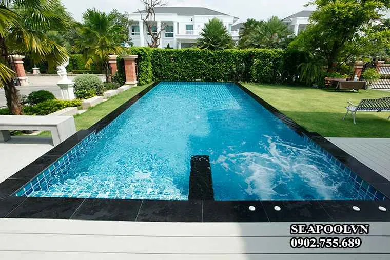 Công trình hồ bơi trọn gói được thực hiện bởi đội ngũ nhân sự giàu kinh nghiệm