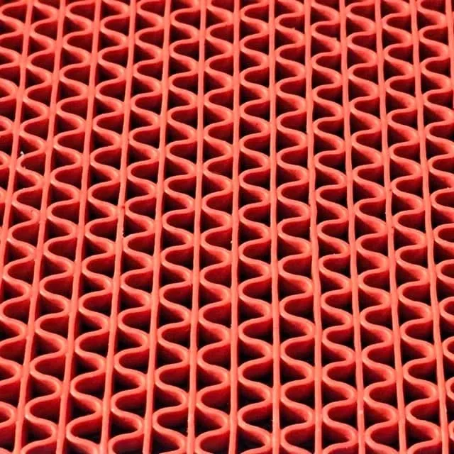 Mẫu thảm chống trượt hồ bơi màu xanh lá cây hài hòa với không gian