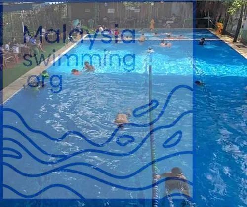 Hồ bơi Phú Hiệp thường xuyên mở lớp dạy bơi với sự hướng dẫn của các huấn luyện viên tận tâm