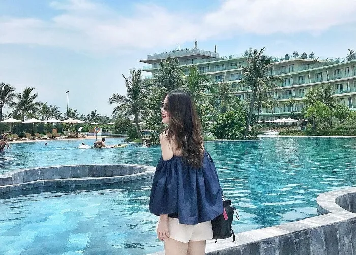Khách sạn ở sầm sơn có bể bơi FLC Luxury Resort mang đến không gian nghỉ dưỡng biệt lập và đẳng cấp