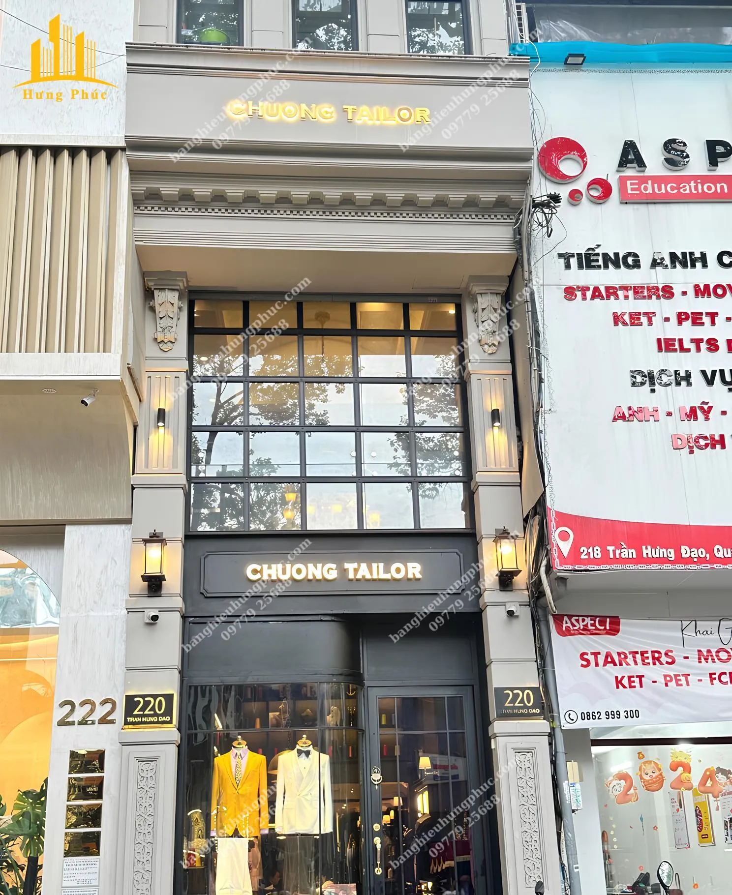 Bảng hiệu shop quần áo nam chữ nổi Inox sáng mặt sáng chân