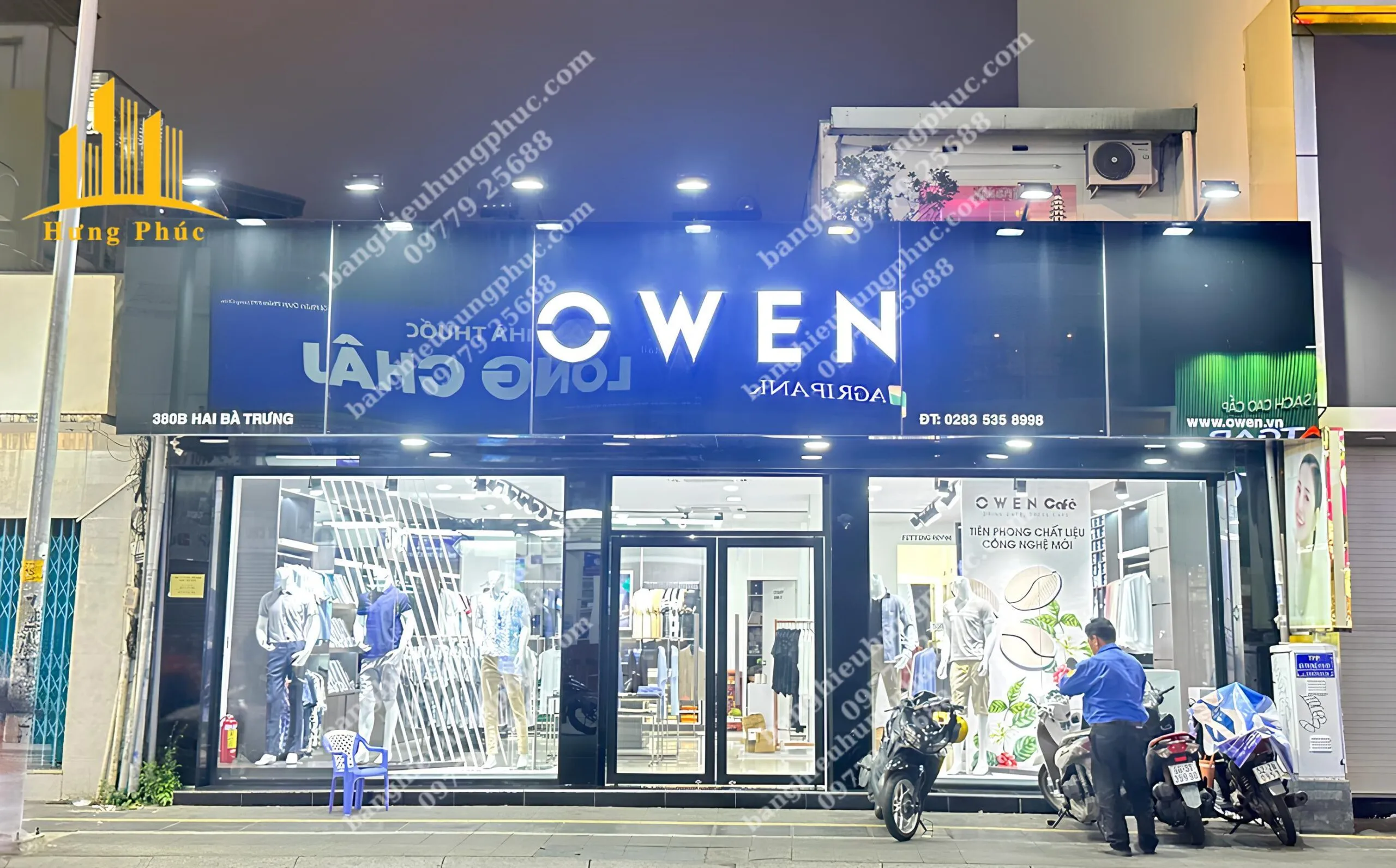 Bảng hiệu shop quần áo nam OWEN nền Alu chữ nổi mica sáng mặt