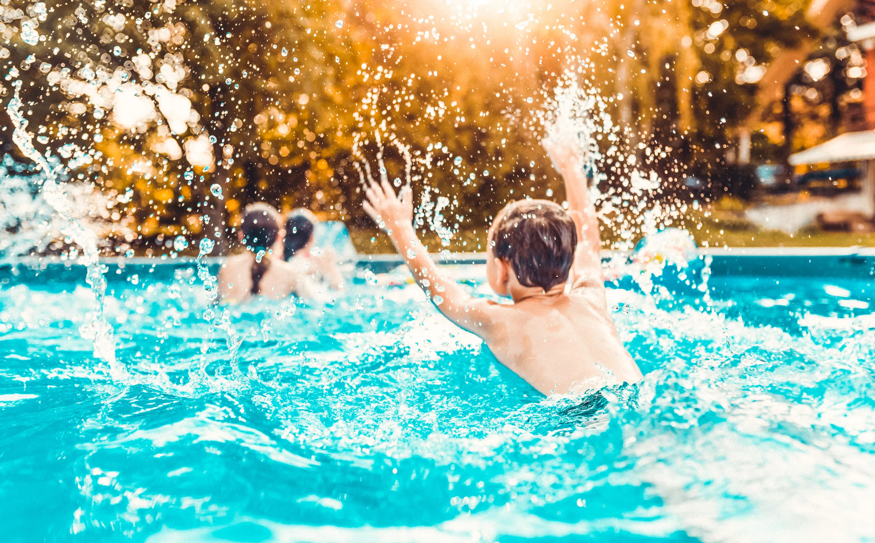 Khu lược trứng 82 Degrees tại suối nước nóng Bình Châu — trứng chín tự nhiên trong nước khoáng thiên nhiên