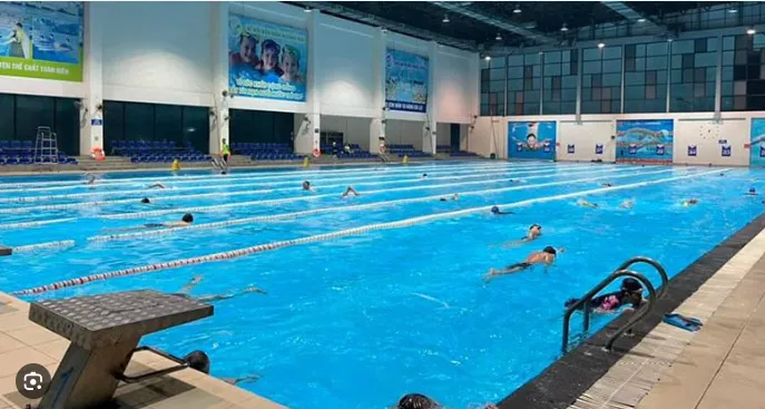 Bể bơi Đền Lừ - Hoàng Văn Thụ, quận Hoàng Mai