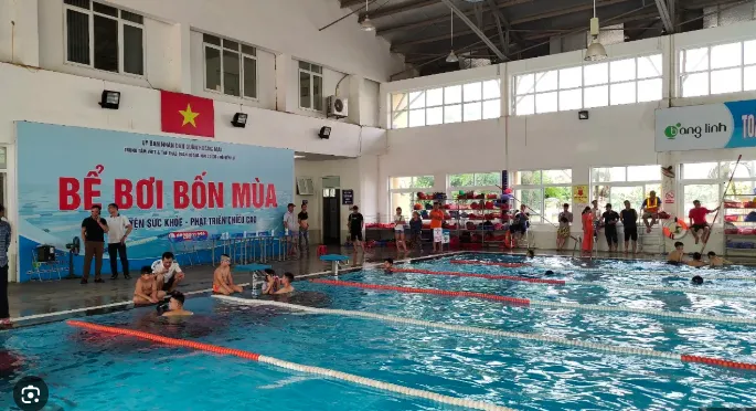 Bể bơi Đền Lừ - Hoàng Văn Thụ, quận Hoàng Mai