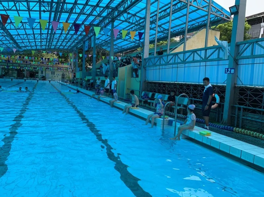 Bể bơi Kiến Hưng được phân chia thành từng khu vực cho các đối tượng khác nhau