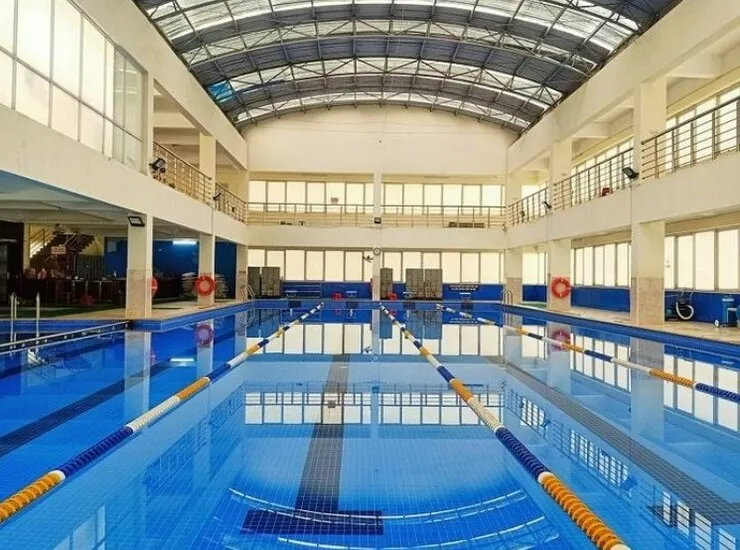 Bể bơi số 7 Tôn Thất Thuyết nằm ngay trung tâm quận Cầu Giấy, thuận tiện di chuyển