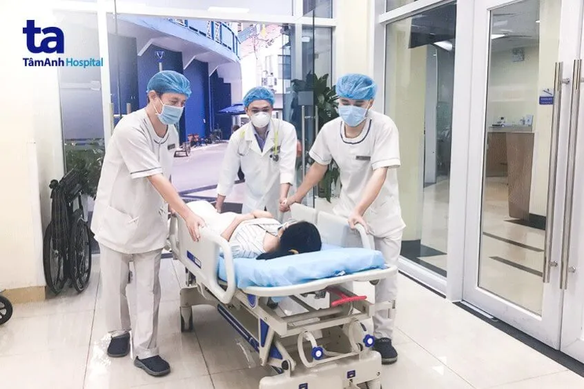 Theo dõi vết rết cắn sau sơ cứu