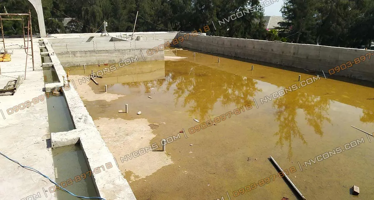 Chi phí xây dựng phần thô hồ bơi là bao nhiêu