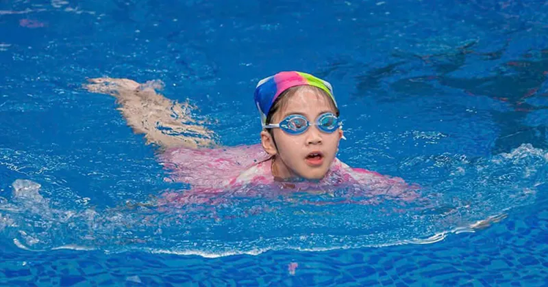 Bể bơi 33C Phạm Ngũ Lão - Khu vực tập luyện