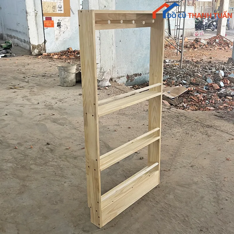 Kệ gỗ treo đồ nhỏ gọn cũ giá rẻ