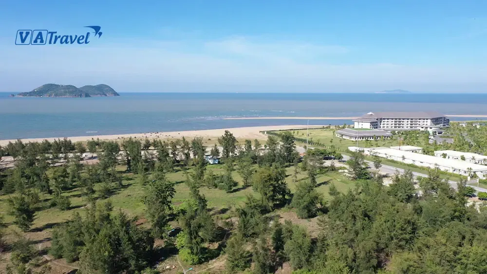 Khách sạn Cửa Lò có bể bơi