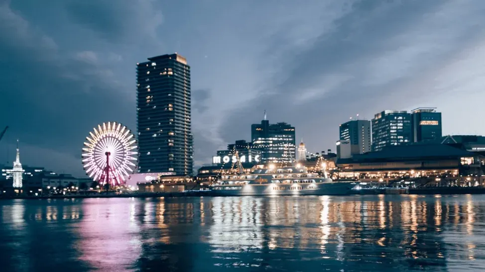 Vẻ đẹp lung linh của cảng Kobe nơi áp dụng các tiêu chuẩn an toàn nước nghiêm ngặt