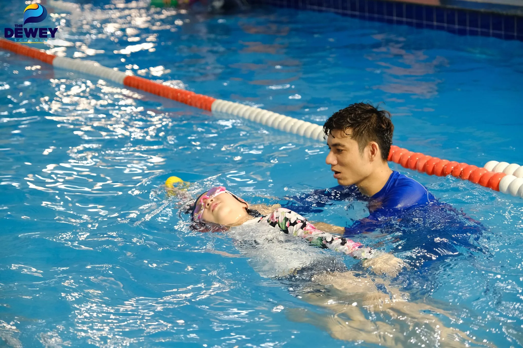 Bể bơi nước mặn sinh thái tại The Dewey Schools