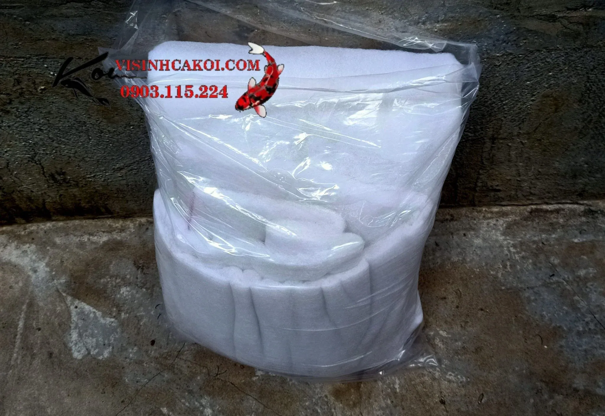 Tấm lọc trắng xếp dàn trong hệ thống baki